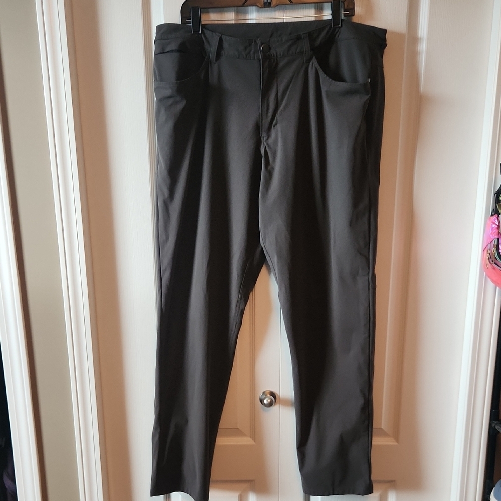 lululemon athletica Black Chinos Sleek Design